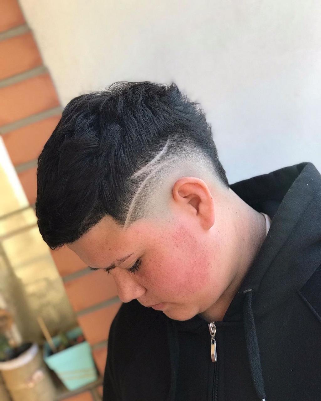 Corte clásico limpio